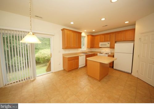 146 Jackson Ave, Princeton NJ  08540-1675 exterior