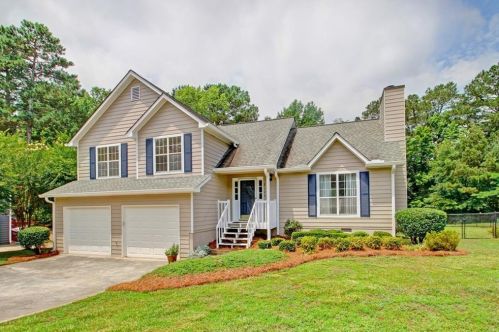 2104 Lotus Point Dr, Lithia Springs, GA 30122-4503
