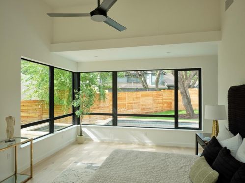 2721 Barton Skwy, Austin TX  78704-4647 exterior