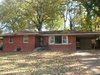 3778 Kentwood Ln, Memphis, TN 38118-8226