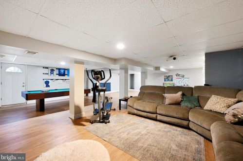 54 Hill Rd, Severna Park MD  21146-1902 exterior