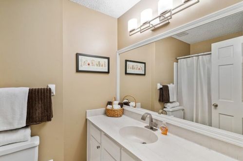 3427 Ashwood Ln, Atlanta GA  30341-4500 exterior