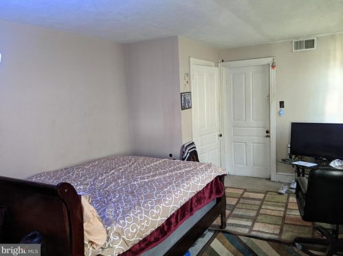 1147 King St, York PA 17403-1841 exterior