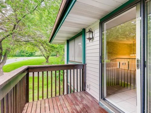 1700 Hickory Hill Dr, Saint Paul MN  55122-2410 exterior