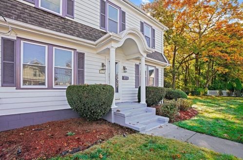 1175 Lonsdale Ave, Lincoln, RI 02865-1815