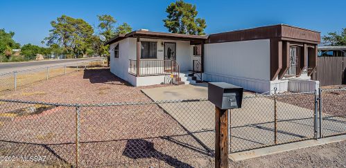 2484 Diamond St, Tucson, AZ 85705-1846