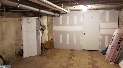 5411 Berks St, Philadelphia PA 19122-2132 exterior