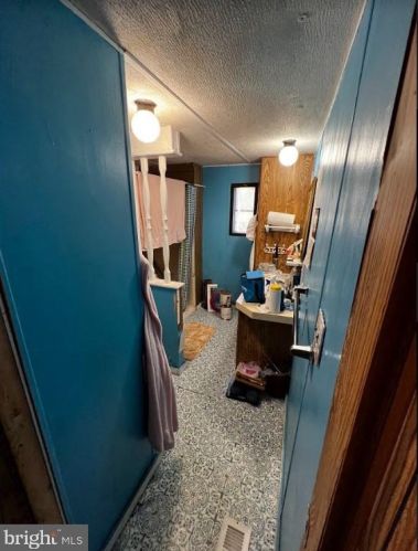 901 Spring Garden St, Carlisle PA  17015-9243 exterior