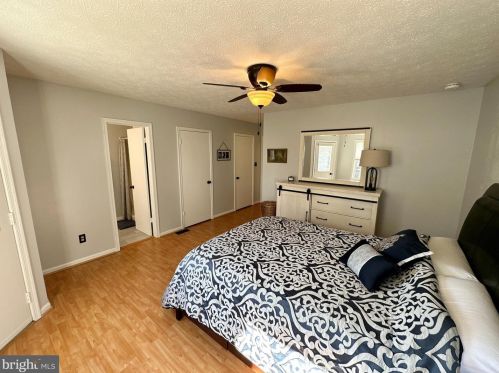 7247 Riding Hood Cir, Columbia MD 21045-5237 exterior