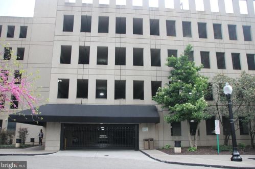 2001 Hamilton St, Philadelphia PA  19130-4298 exterior
