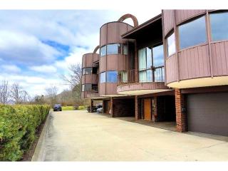 107 Asbury Rd, Cincinnati, OH 45255-4601