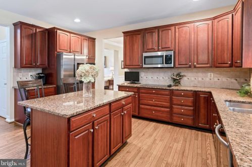 210 Forrest Ln, Auburn, NJ 08085-3326