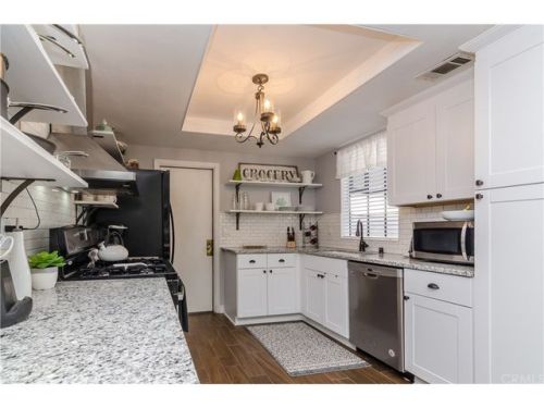 44649 La Paz Rd, Temecula, CA 92592-2560