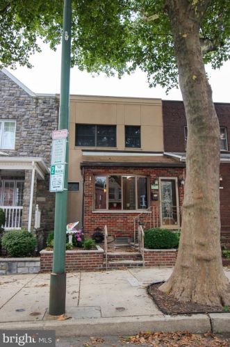2735 Marvine St, Philadelphia, PA 19133-1211
