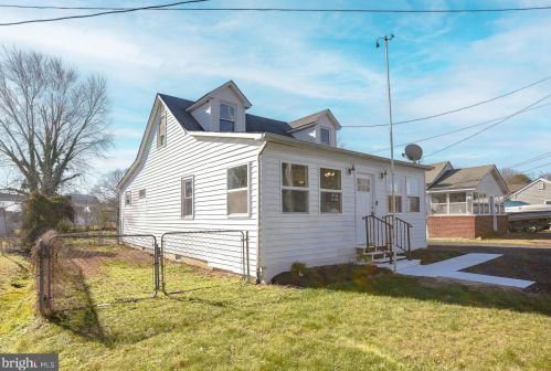 24048 Patuxent Beach Rd, California MD  20619-4405 exterior