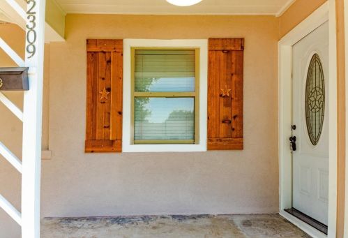 2309 Huskey St, Garland TX  75041-2546 exterior