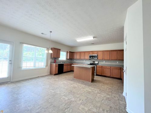 156 Babbling Brook Dr, Mcdonough GA  30252-1619 exterior