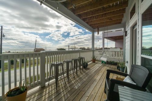 721 Bayshore, Morgans Point TX 77571 exterior