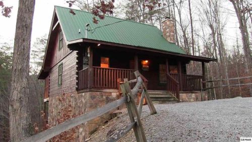 1654 Scenic Woods Way, Pigeon Forge, TN 37876-7483