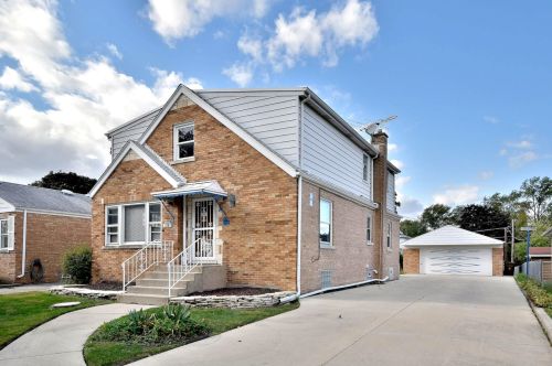 8912 Cherry Ave, River Grove, IL 60171-1314