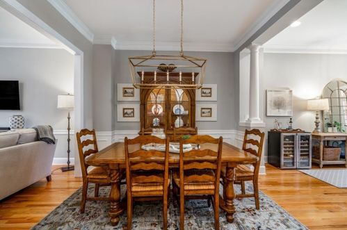 2308 English Ivy Ct, Atlanta GA  30339-6797 exterior