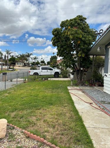 20330 Avenida Hacienda, Riverside CA  92508-2407 exterior