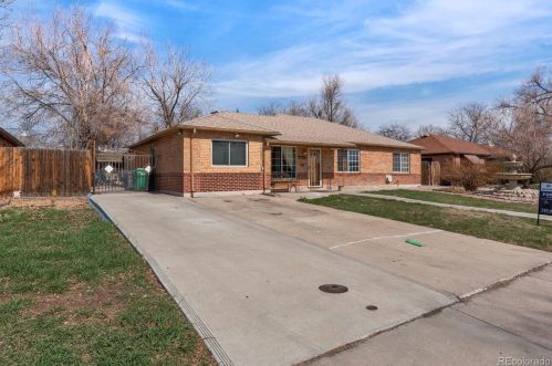 814 Quentin St, Denver, CO 80011-6308