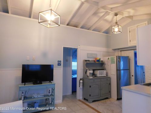 104 Amberjack Way, Lavallette NJ  08735-1203 exterior