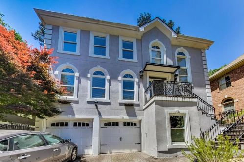 1021 Lenox Valley Dr, Atlanta, GA 30324-2767