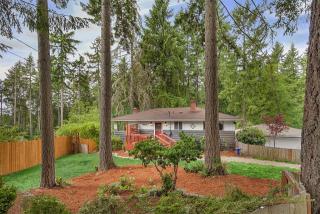 14601 182nd Ave, Seattle, WA 98059-8035