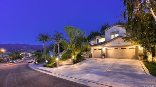 8774 Banner Rdg Dr, Anaheim CA  92808-1665 exterior