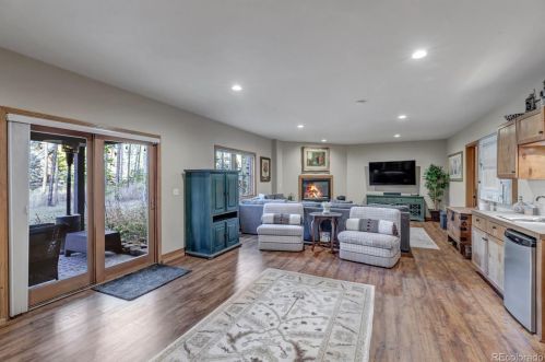 27 Fairview Cir, Breckenridge CO  80424-8921 exterior