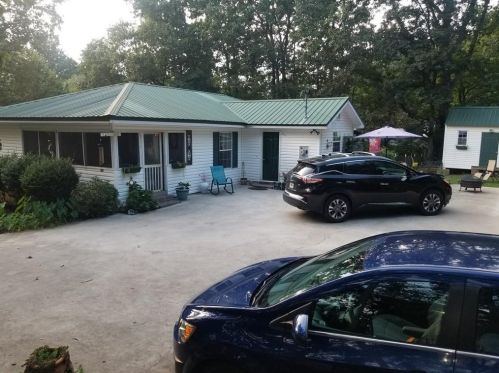 391 Lovers Lane Rd, Porterdale, GA 30016-5127