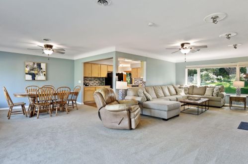 2030 Fairview Ave, Saint Paul MN  55113-5424 exterior