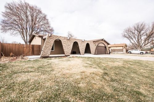 3 Verdosa Dr, Pueblo, CO 81005-2925