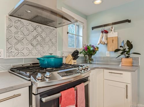 1951 Downing St, Denver CO 80210-4126 exterior