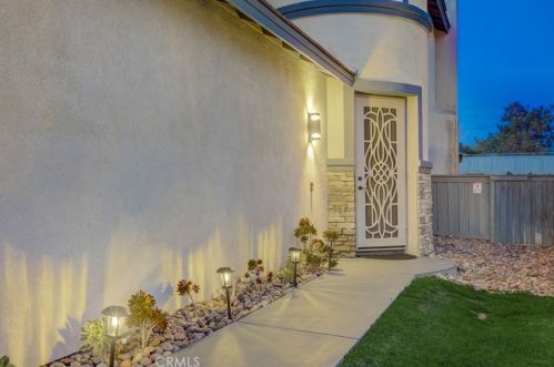 27697 Sonora Cir, Temecula, CA 92591-2838