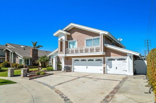 8599 White Fish Cir, Santa Ana, CA 92708-5007