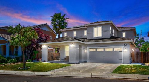 3009 Rochdale Ct, Modesto, CA 95355-7992