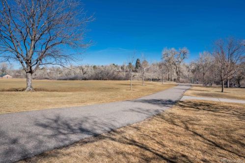 7569 Rosemary Cir, Englewood CO 80112-6419 exterior