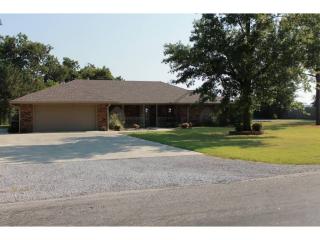1313 Kean St, Wynnewood, OK 73098-1224