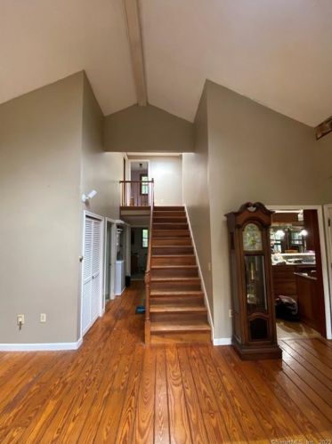 49 Moodus Rd, East Hampton, CT 06424-1887