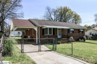 403 Pelham St, Greer SC  29651-3911 exterior