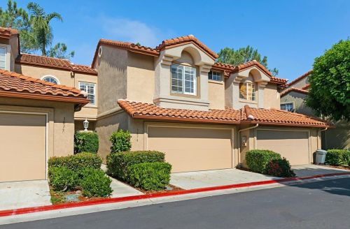 3879 Creststone Pl, San Diego, CA 92130-1504