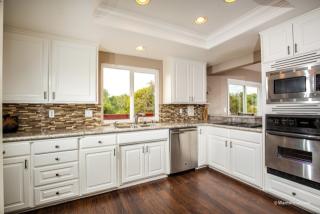 3969 Alta Vista Dr, Fallbrook, CA 92028-8407