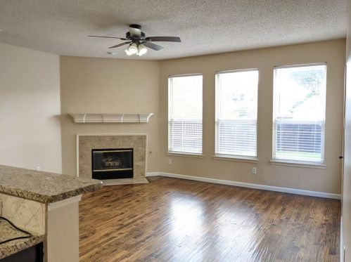 8029 Spring Peaks Dr, Plano TX  75025-3929 exterior