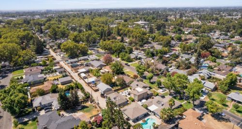 1432 Marshall St, Turlock CA 95380-4133 exterior