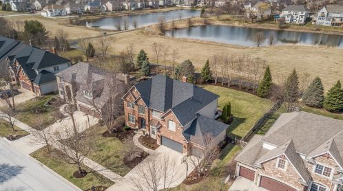 3315 Mistflower Ln, Naperville, IL 60564-8358