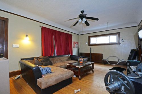 1834 Grand Ave, Saint Paul MN  55105-1403 exterior