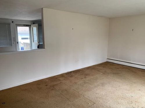 116 Judy Ln, Wapping, CT 06074-3424